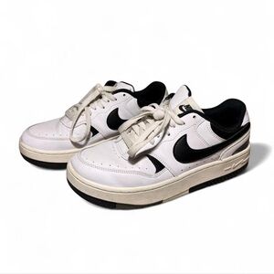 Nike Gamma Force Shoes